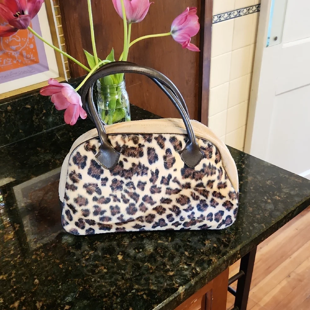 Leopard Print Dome Satchel Handbag - Picture 2 of 5
